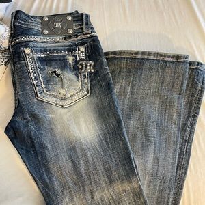 Miss me jeans, size 31, length regular. Great condition
